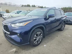2020 TOYOTA HIGHLANDER