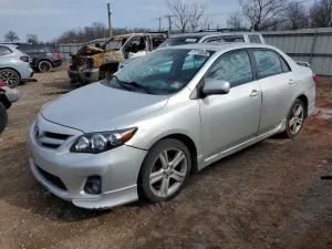 2013 TOYOTA COROLLA