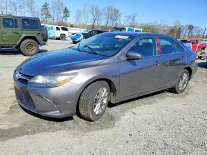 2016 TOYOTA CAMRY