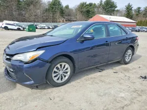 2017 TOYOTA CAMRY