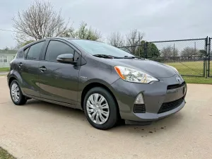 2014 TOYOTA PRIUS