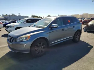 2017 VOLVO XC60