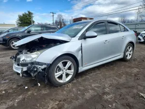 2015 CHEVROLET CRUZE