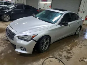 2015 INFINITI Q50
