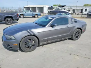 2013 FORD MUSTANG