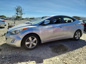 2013 HYUNDAI ELANTRA