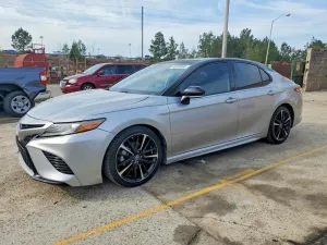 2019 TOYOTA CAMRY