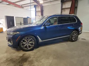 2022 BMW X7