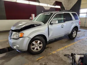 2011 FORD ESCAPE