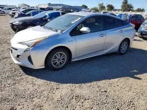 2016 TOYOTA PRIUS
