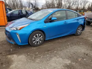 2019 TOYOTA PRIUS LE A
