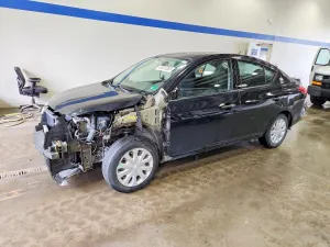 2014 NISSAN VERSA
