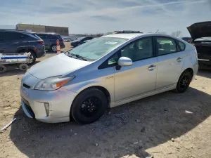 2013 TOYOTA PRIUS THRE