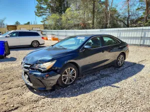 2016 TOYOTA CAMRY