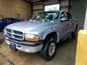 2004 DODGE DAKOTA
