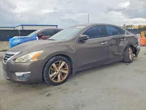 2015 NISSAN ALTIMA