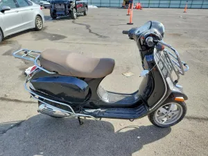 2013 VESPA SCOOTER