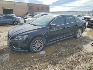 2016 VOLKSWAGEN PASSAT