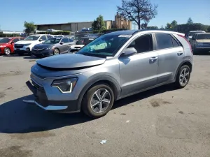 2025 KIA NIRO