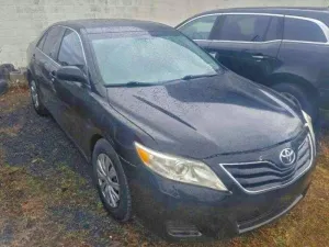 2011 TOYOTA CAMRY