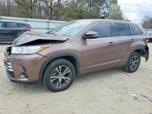 2018 TOYOTA HIGHLANDER
