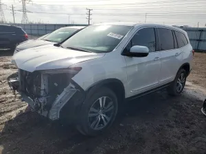 2017 HONDA PILOT
