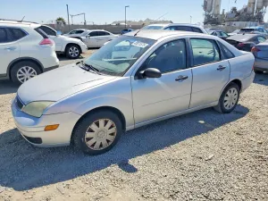 2005 FORD FOCUS