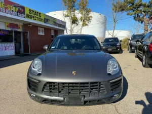 2015 PORSCHE MACAN