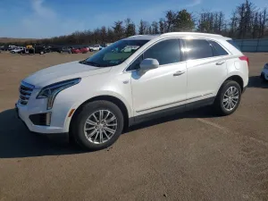 2017 CADILLAC XT5
