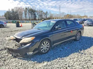 2011 TOYOTA AVALON