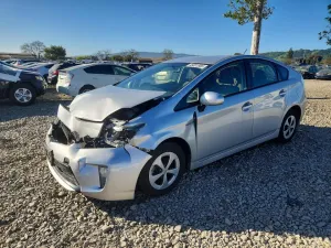 2014 TOYOTA PRIUS THRE