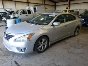 2015 NISS ALTIMA