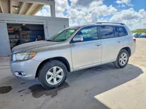 2010 TOYOTA HIGHLANDER
