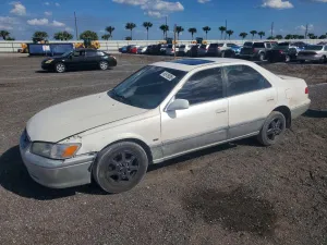 2001 TOYOTA CAMRY