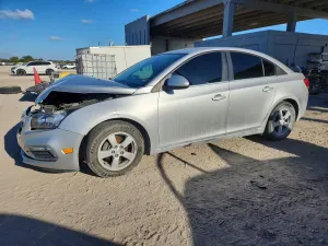 2015 CHEVROLET CRUZE
