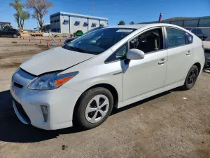 2015 TOYOTA PRIUS