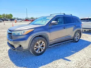 2015 TOYOTA HIGHLANDER