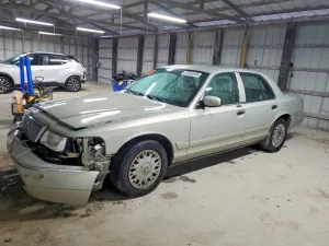 2004 MERCURY GRMARQUIS