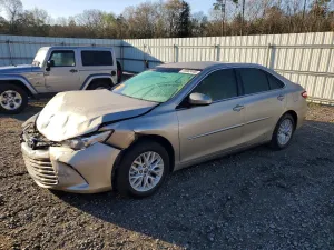 2016 TOYOTA CAMRY