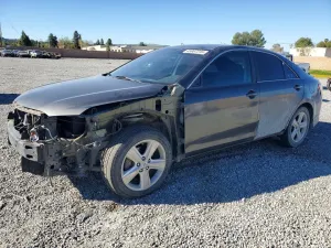 2011 TOYOTA CAMRY