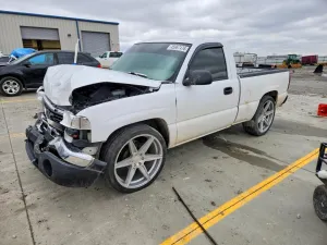 2004 GMC SIERRA