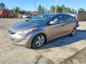 2013 HYUN ELANTRA