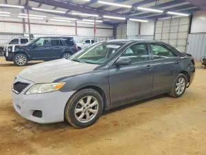 2011 TOYOTA CAMRY