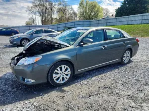 2011 TOYOTA AVALON