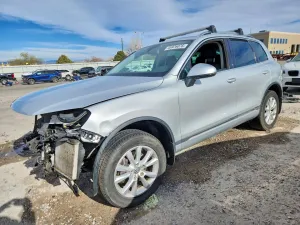 2013 VOLKSWAGEN TOUAREG