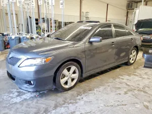 2011 TOYOTA CAMRY