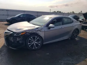 2019 TOYOTA CAMRY