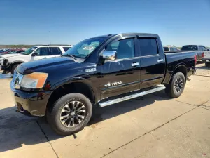 2010 NISSAN TITAN