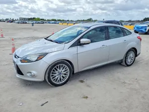 2012 FORD FOCUS