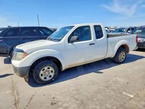 2015 NISSAN FRONTIER